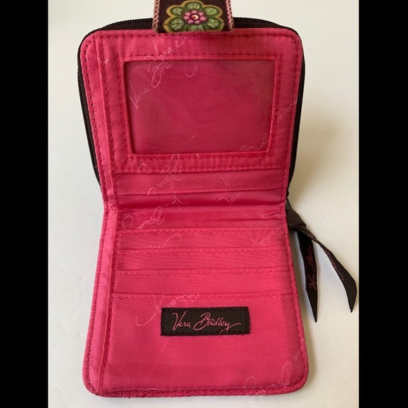 VERA BRADLEY CROSSBODY BAG & MATCHING WALLET - Picture 4 of 5